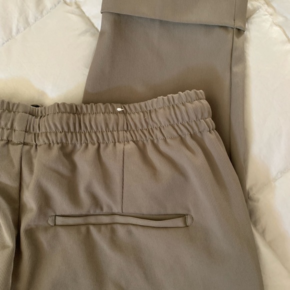 Zara Army Green Cuffed Drawstring Pants - Picture 6 of 11